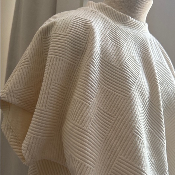 Shorts Set - Picture 5 of 9